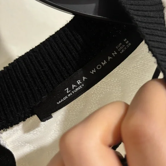 ZARA Textured White and Black Dress, Size Medium - Picture 4 of 10